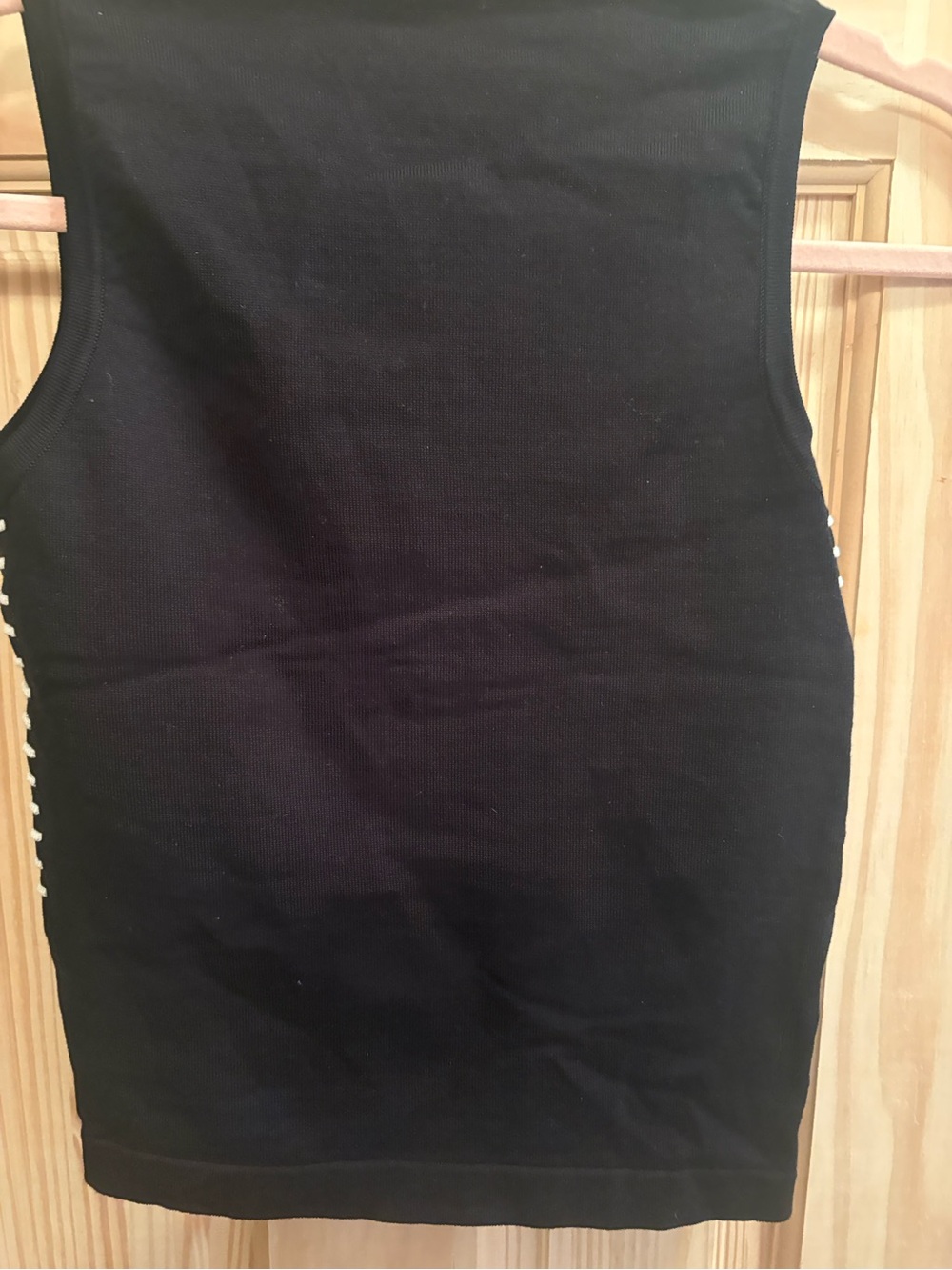 FASHION Black & White Striped Sleeveless Sweater Tank with Interlocking Logo - Picture 5 of 6